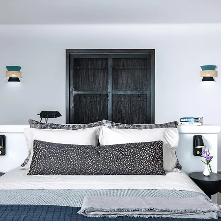 Athermi Suites - Adults Only